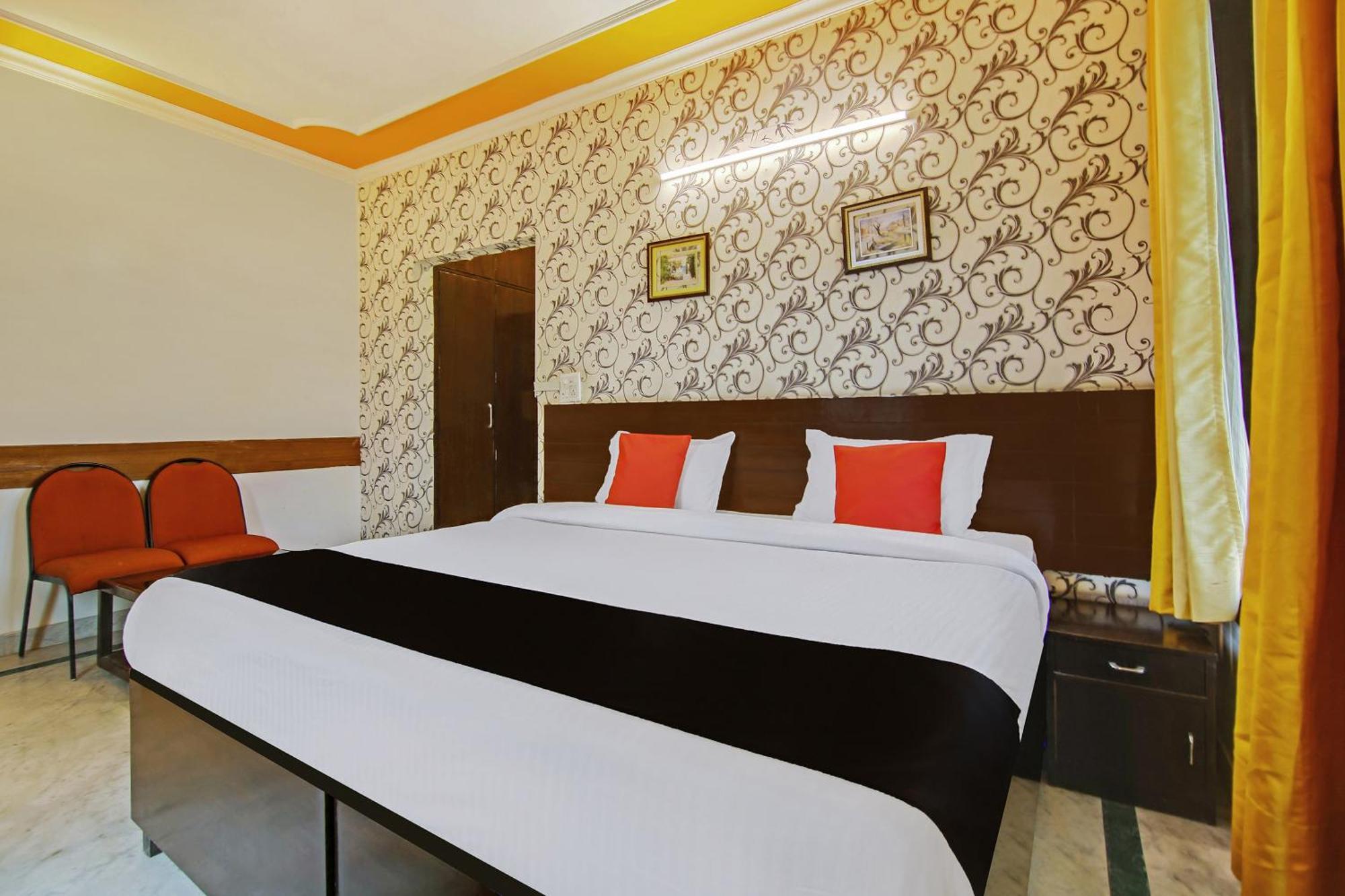 Capital O Tipsyy Near Aravali Biodiversity Park Gurgaon Exterior photo