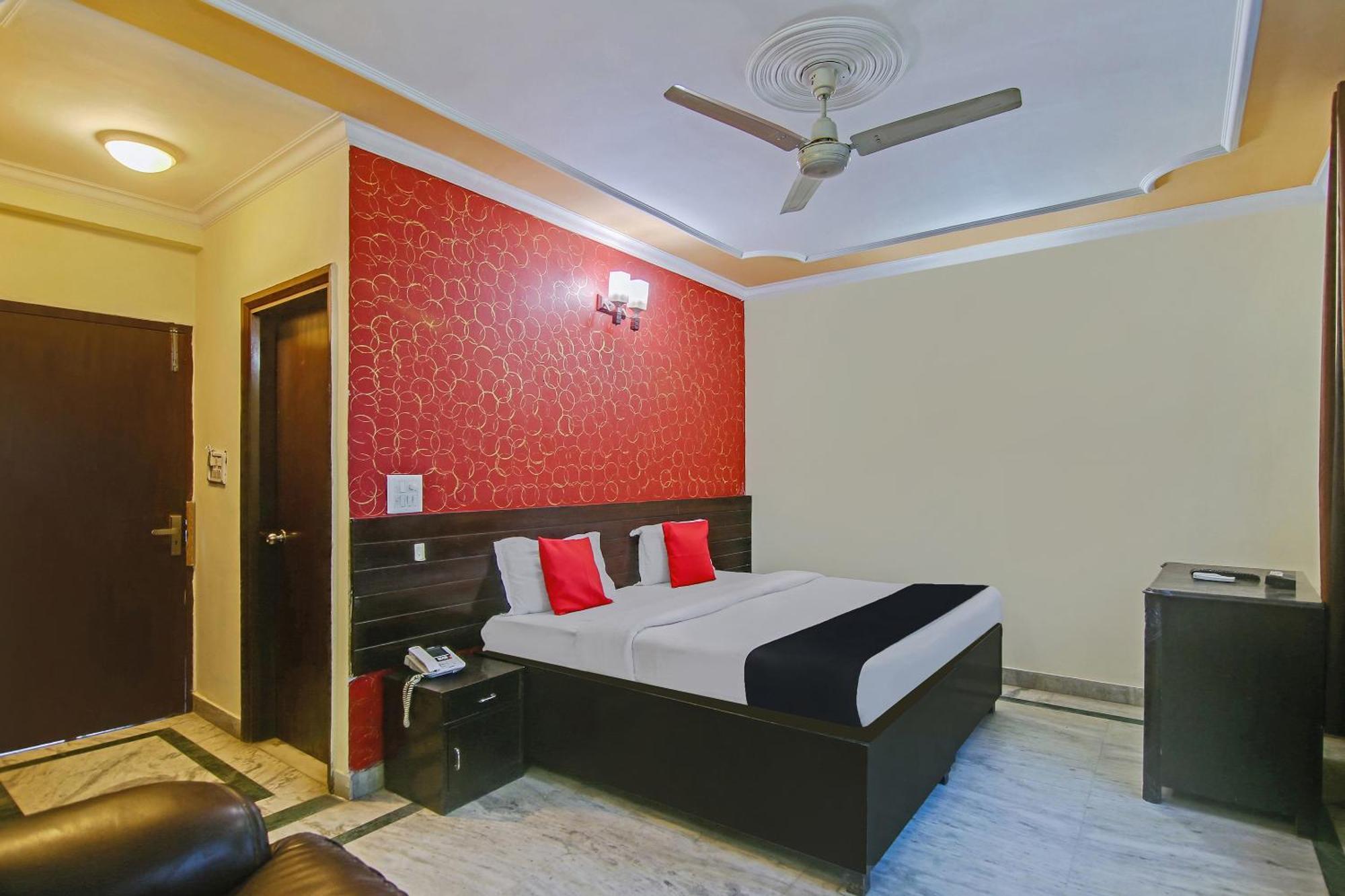 Capital O Tipsyy Near Aravali Biodiversity Park Gurgaon Exterior photo