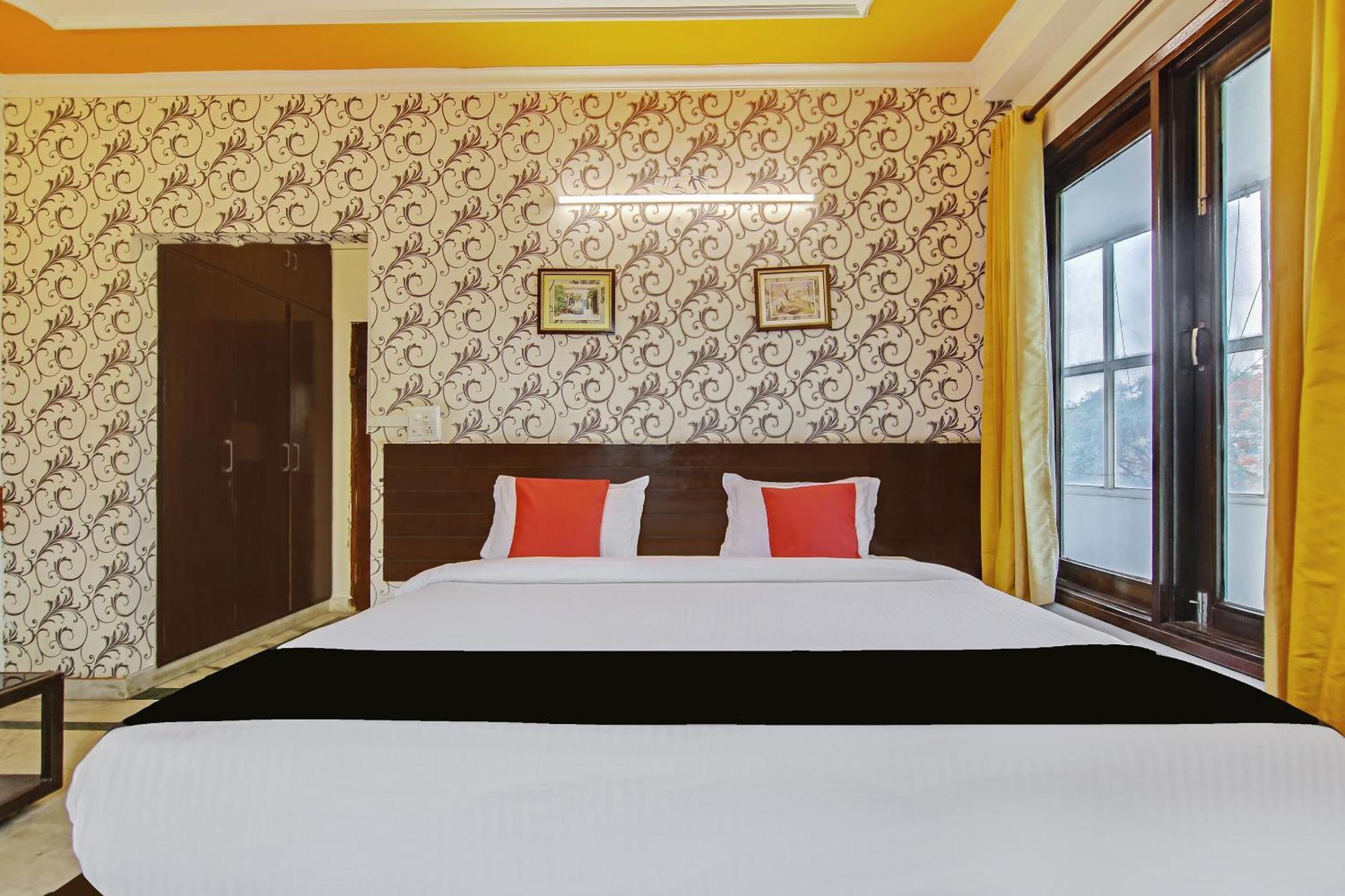 Capital O Tipsyy Near Aravali Biodiversity Park Gurgaon Exterior photo