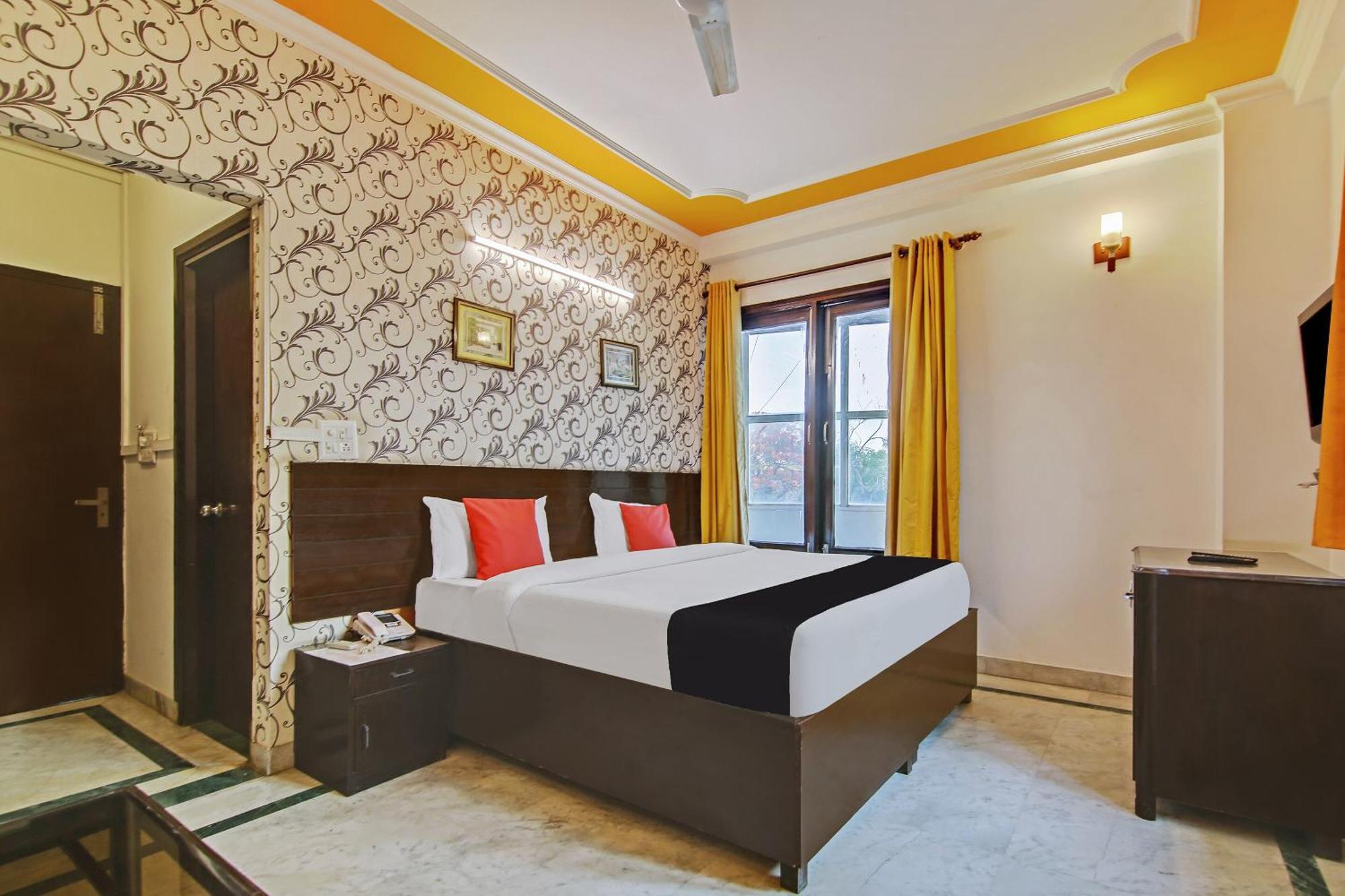 Capital O Tipsyy Near Aravali Biodiversity Park Gurgaon Exterior photo